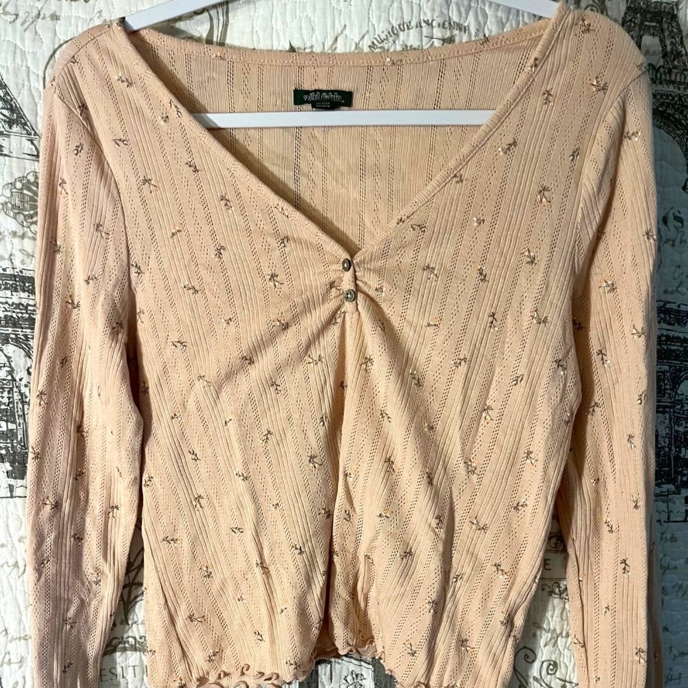New light pink long sleeve shirt size Large!